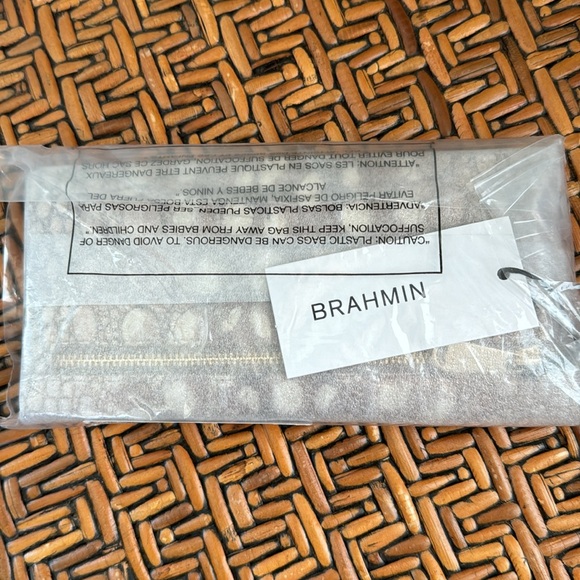 NEW Brahmin Ady wallet in Doe Ombre Melbourne - Picture 8 of 8